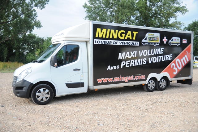 LOCATION VEHICULES BOURGOIN DOMARIN